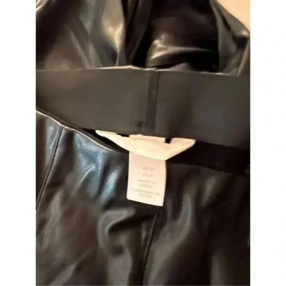 H&M Faux Leather Leggings Size 8 Medium‎ Black - Picture 4 of 4